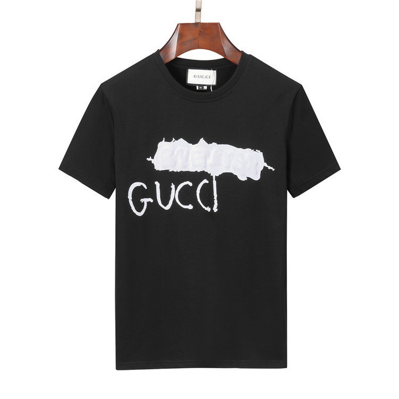 Gucci Men's T-shirts 304